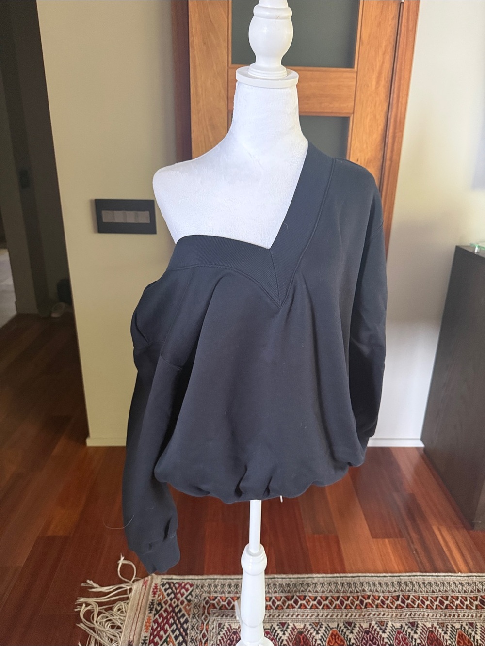 Nike Black One-Shoulder Off-the-Shoulder Sweatshirt